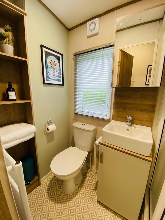 The Sanctuary Holiday Home - Escape The Ordinary Knaresborough Εξωτερικό φωτογραφία