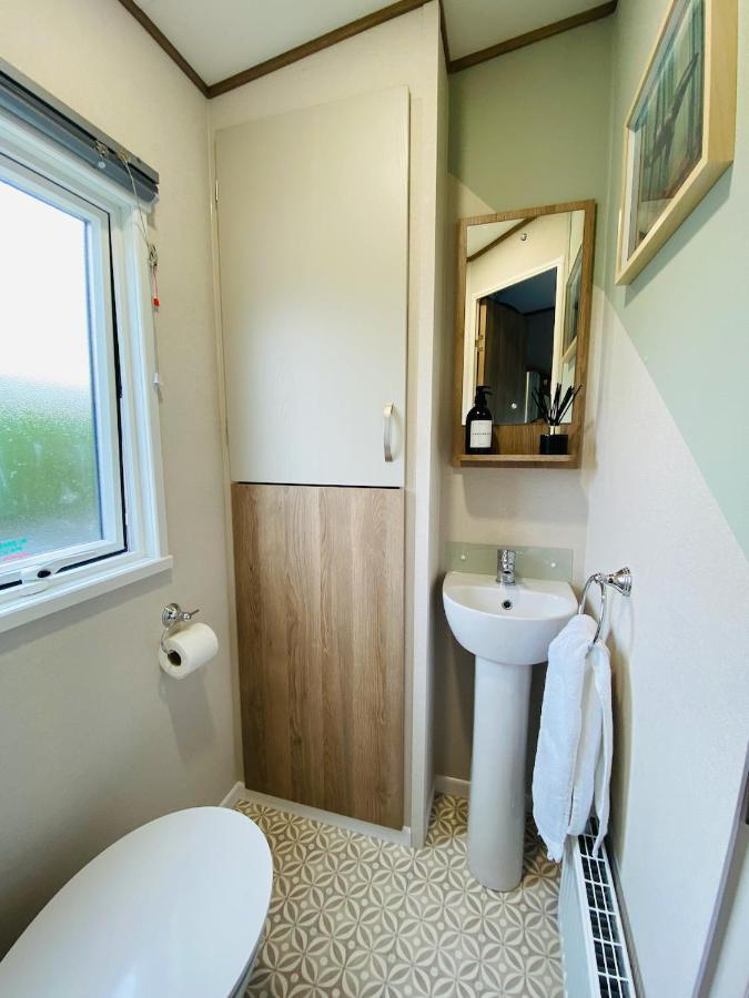The Sanctuary Holiday Home - Escape The Ordinary Knaresborough Εξωτερικό φωτογραφία