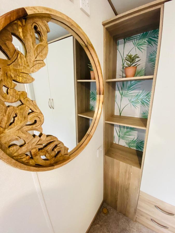 The Sanctuary Holiday Home - Escape The Ordinary Knaresborough Εξωτερικό φωτογραφία